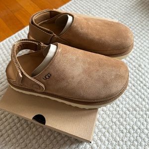 Ugg Goldenstar Clogs // Chestnut 8